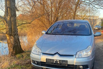 Citroen C5 2.710.000 km 2.295 &euro; Brokdorf 25576