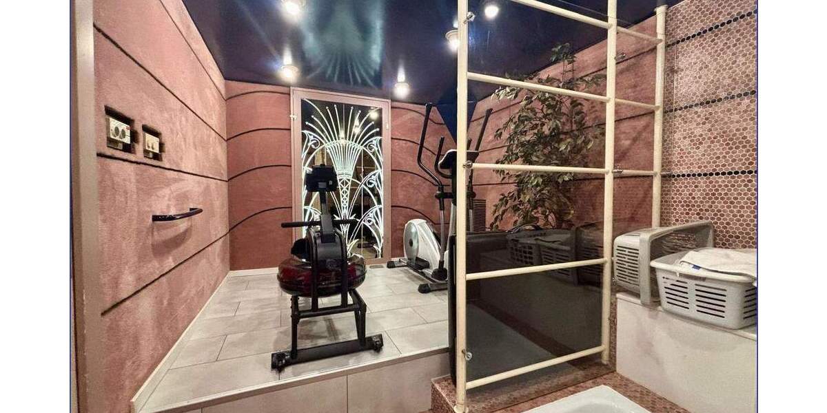 Etagenwohnung Mülheim an der Ruhr Holthausen - 4 Zimmer, 151 m&sup2;, 449.000&euro; | Angebot:24596297