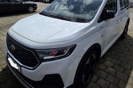 Ford Tourneo Connect 10.000 km 34.100 &euro; Türkheim 86842