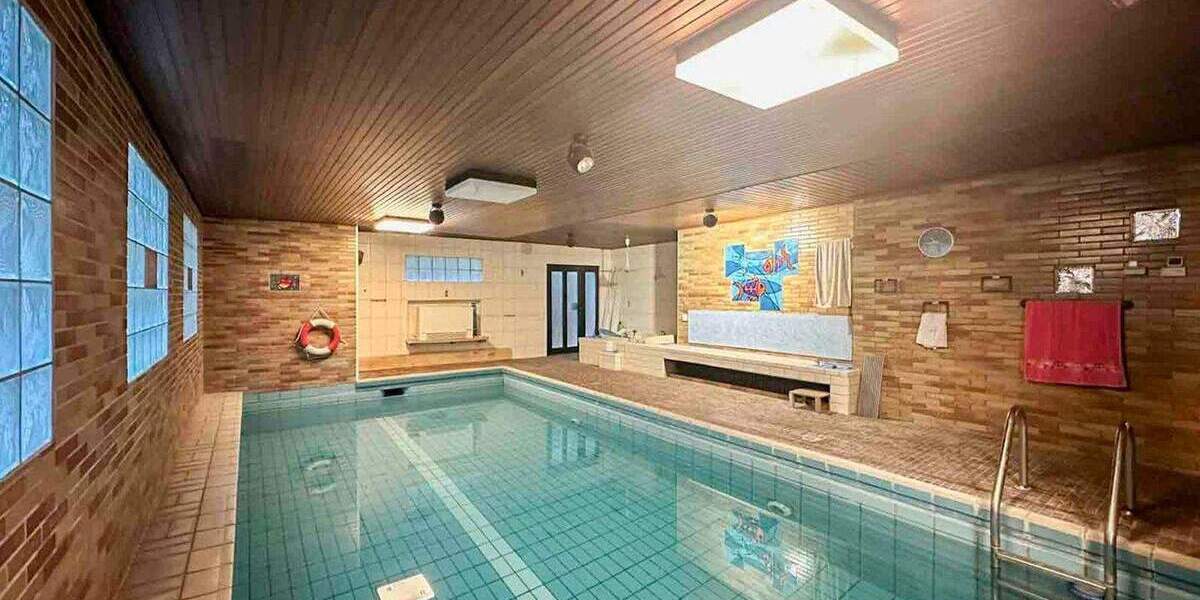 Wohnen & Arbeiten vereint: Stilvolles Haus mit Garten und Wellness in Leverkusen-Rheindorf 7 zimmer