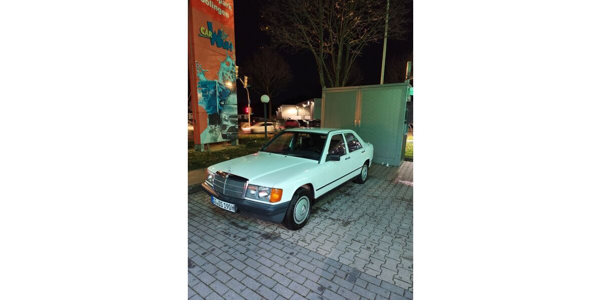 Mercedes-Benz 190 250.000 km 2.800 &euro; Solingen 42697