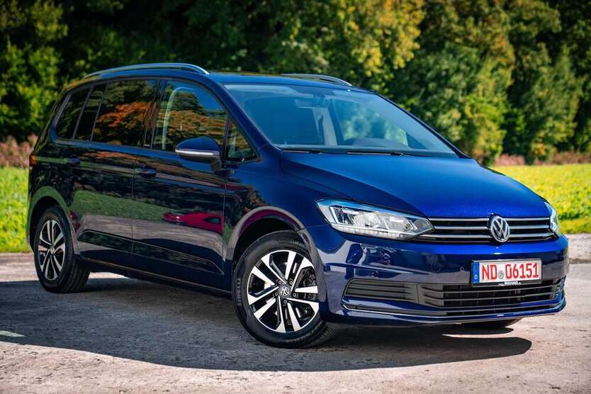 VW Touran 57.800 km 25.579 € Waidhofen 86579
