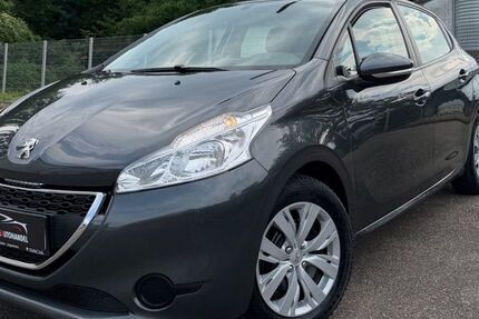 Peugeot 208 156.000 km 3.499 &euro; Sinsheim 74889