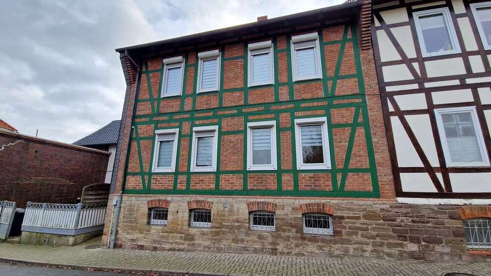 Haus zum Kaufen in Jerxheim 150.000 € 181 m²