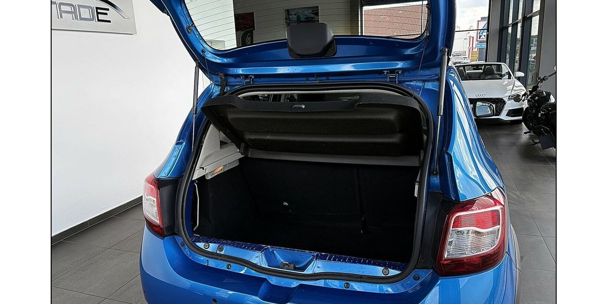 Dacia Sandero II 0.9 TCe 90eco Stepway Navi PDC Tempo 159.000 km 4.999 &euro; Stade 21682