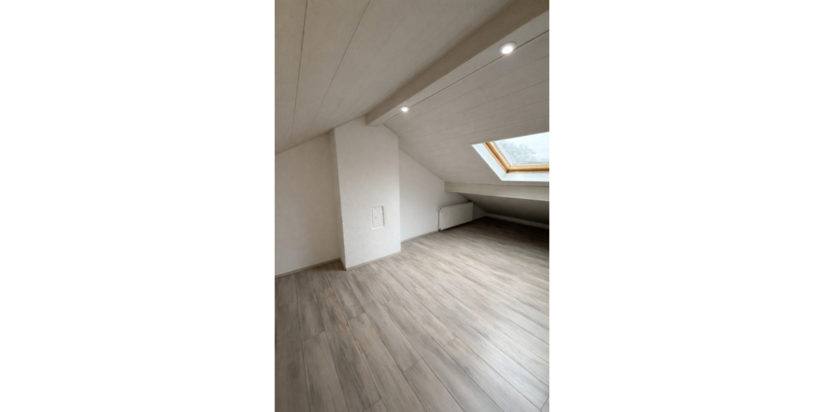 Reihenhaus Esslingen am Neckar Pliensauvorstadt - 4.5 Zimmer, 105 m&sup2;, 450.000&euro; | Angebot:24662491