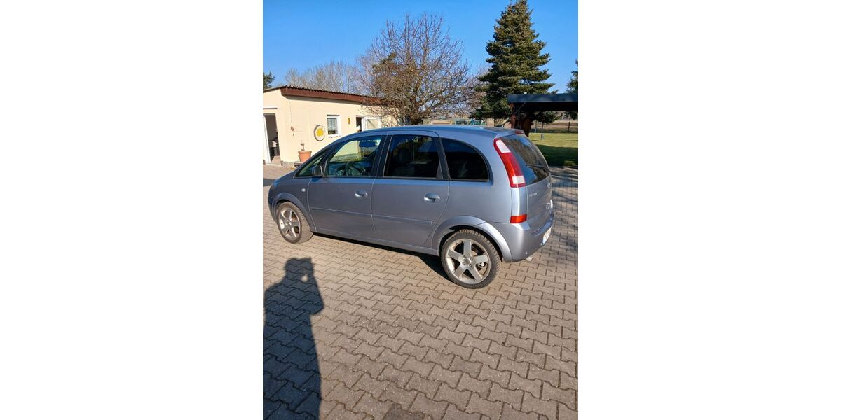 Opel Meriva 122.000 km 1.990 &euro; Quitzow 19348