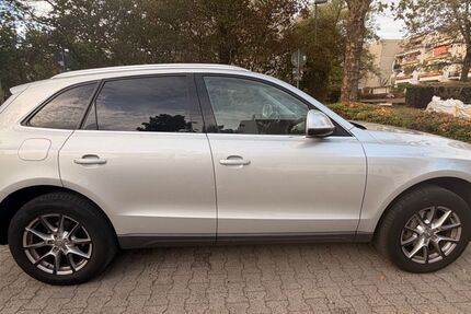 Audi Q5 246.000 km 9.900 &euro; Frankfurt 60529