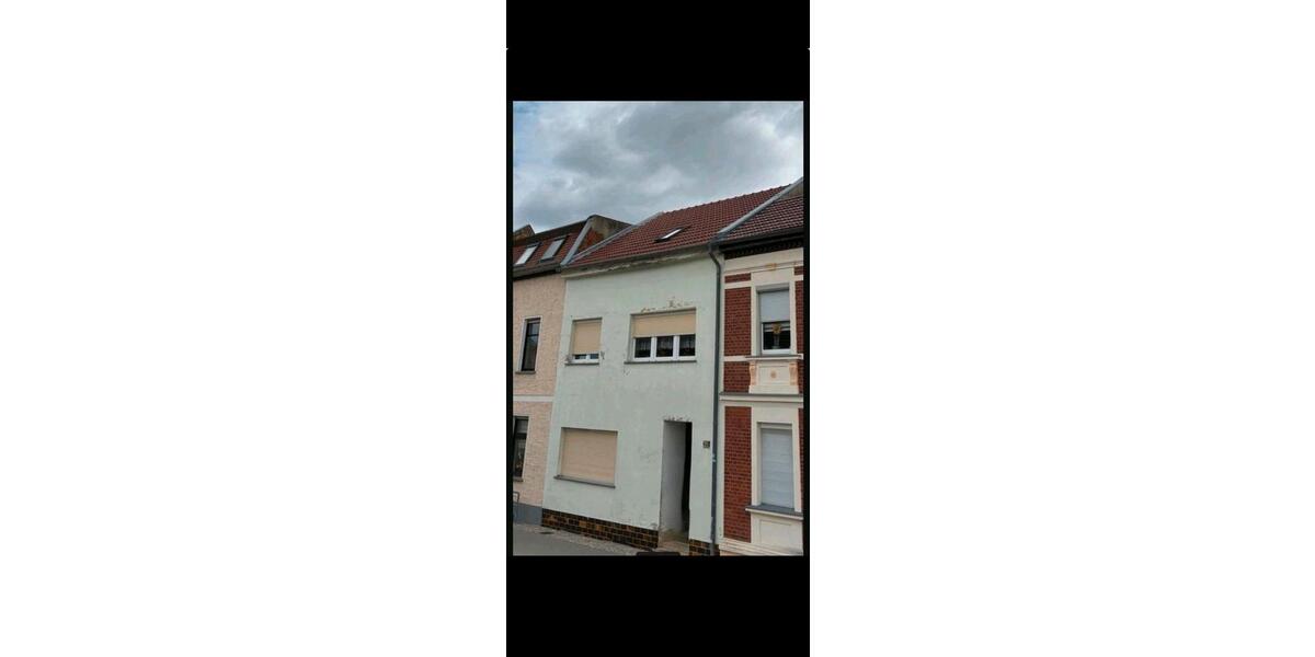 Mehrfamilienhaus, Wohnhaus Zerbst (Anhalt) - 5 Zimmer, 140 m&sup2;, 140.000&euro; | Angebot:26334739