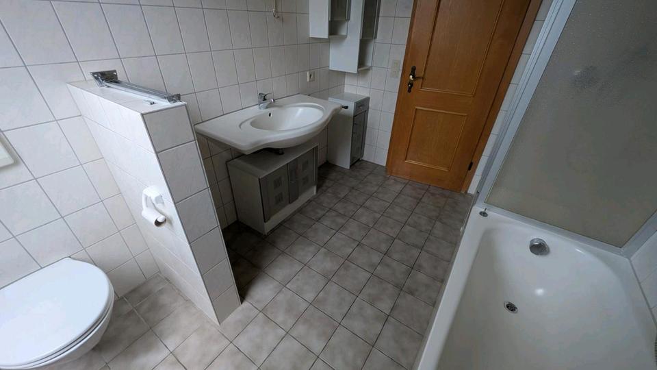 Etagenwohnung Memmelsdorf - 3 Zimmer, 90 m&sup2;, 730&euro; | Angebot:26492875