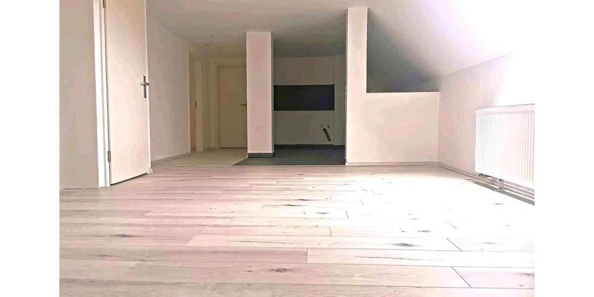 Dachgeschoßwohnung Nattheim - 3 Zimmer, 93 m&sup2;, 750&euro; | Angebot:26399195