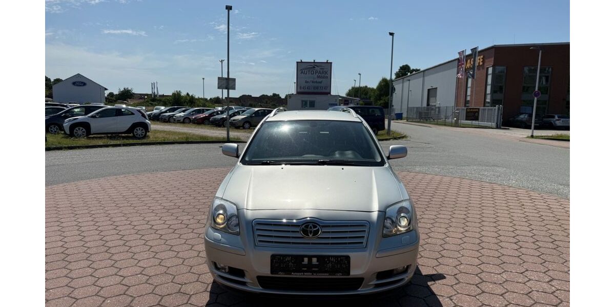 Toyota Avensis 98.143 km 4.990 &euro; Mölln 23879