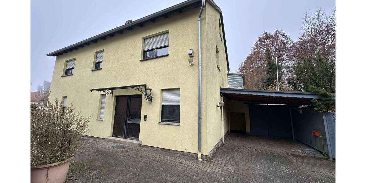 Einfamilienhaus Münnerstadt - 7 Zimmer, 180 m&sup2;, 165.000&euro; | Angebot:25278422