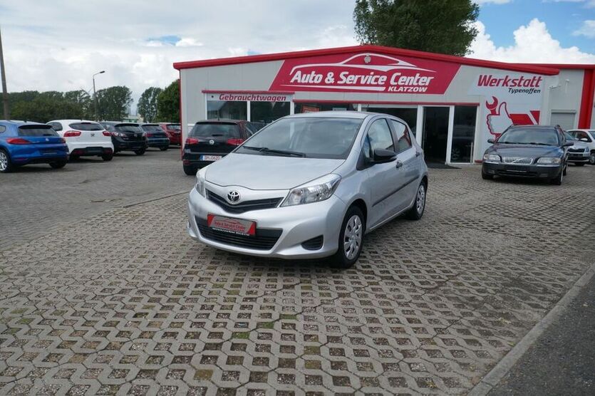 Yaris