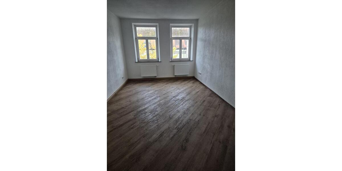 Etagenwohnung Kronach - 3 Zimmer, 90 m&sup2;, 850&euro; | Angebot:26232088