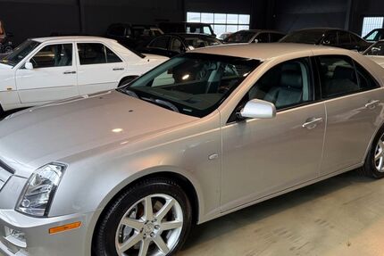 Cadillac STS 224.000 km 14.990 &euro; Haltern am See 45721
