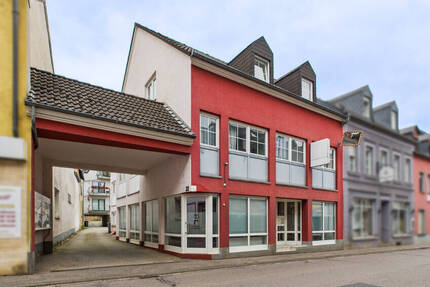 Haus Schweich - 1 Zimmer, 259 m&sup2;, 749.000&euro; | Angebot:26015597