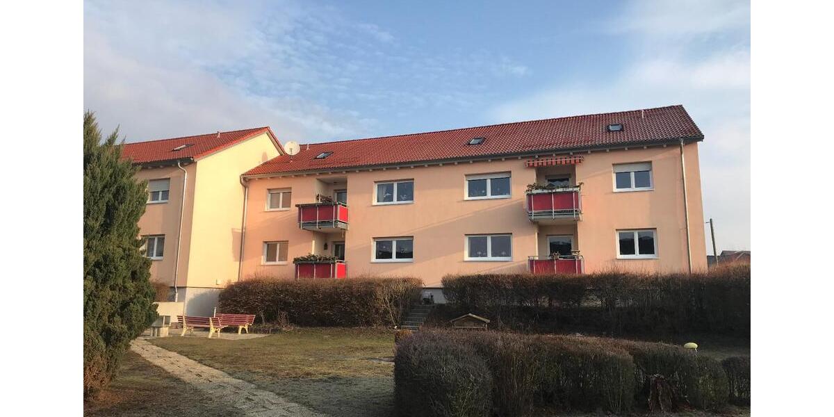 Erdgeschoßwohnung Bad Rodach - 3 Zimmer, 78 m&sup2;, 680&euro; | Angebot:25603829
