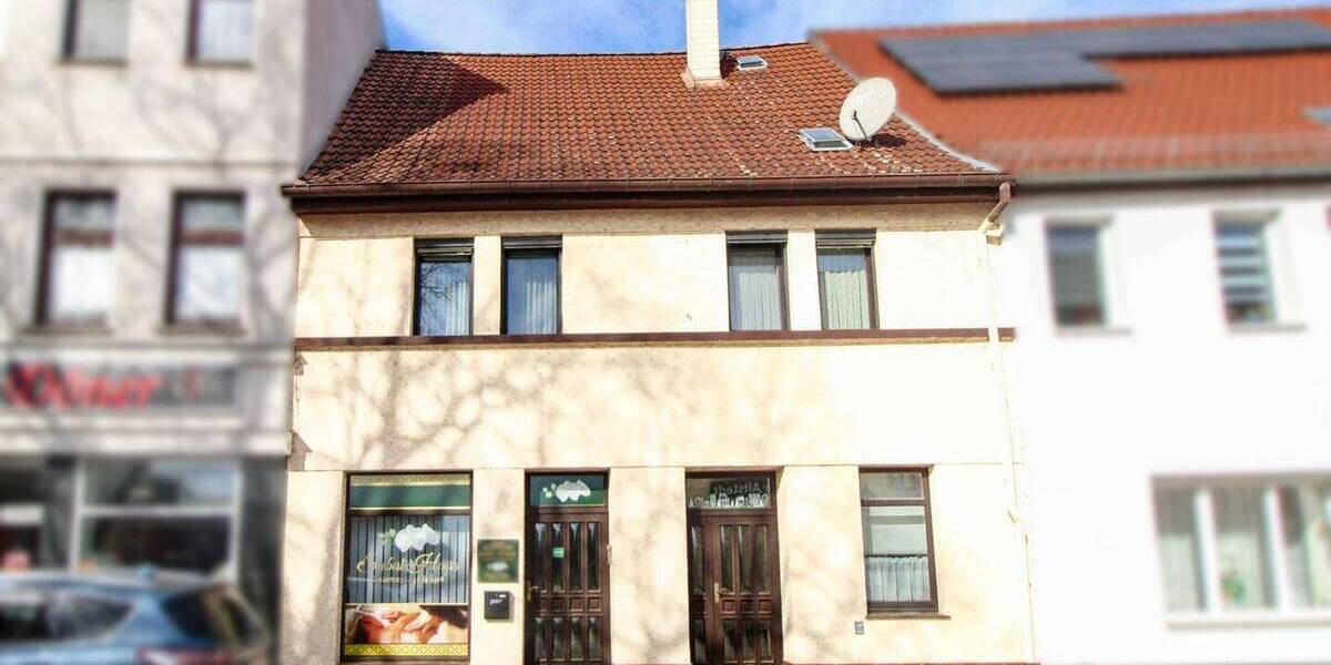 Reihenmittelhaus Calbe - 5 Zimmer, 220 m&sup2;, 99.000&euro; | Angebot:26176324