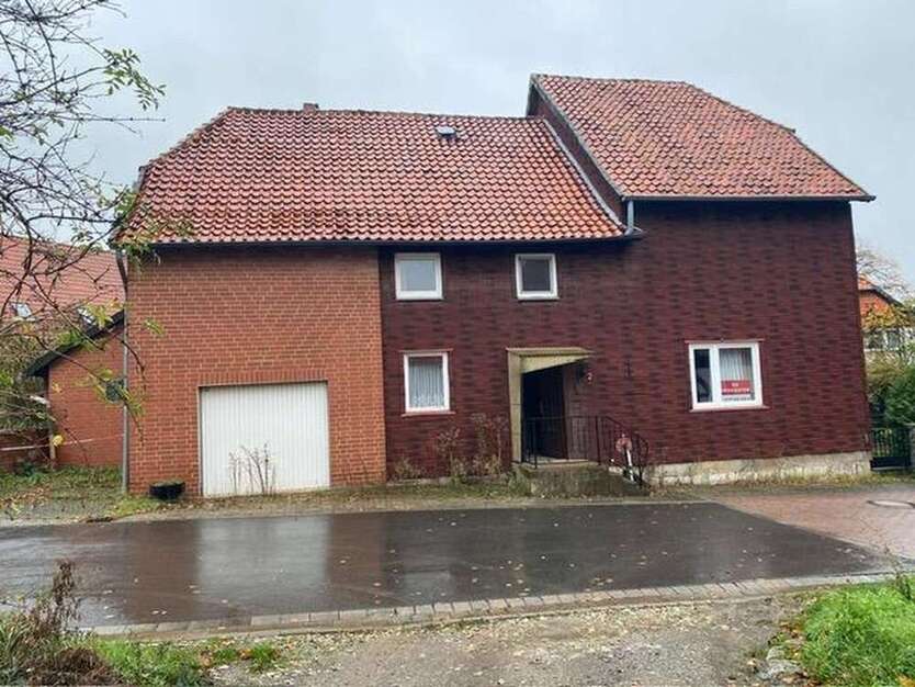 Haus zum Kaufen in Sarstedt-Hotteln 199.000 € 145 m²