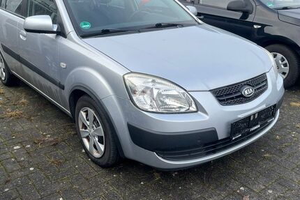 Kia Rio 113.293 km 2.350 &euro; Hörstel 48477