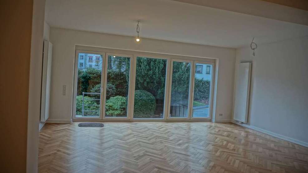 Wohnung zum Mieten in Düsseldorf 2.450 € 160.92 m²