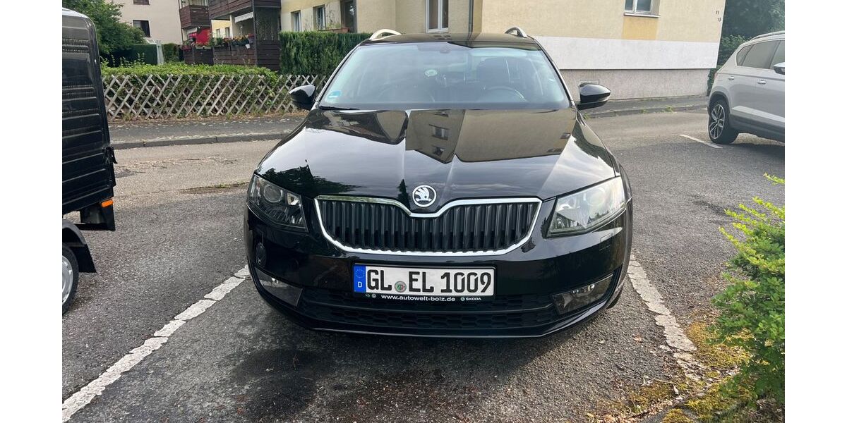 Skoda Octavia 142.000 km 13.600 &euro; Bergisch Gladbach 51427