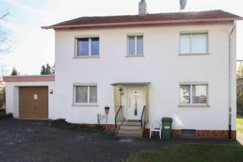 Haus zum Kaufen in Schwabach 349.000 € 83.16 m²