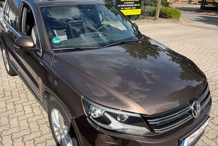 VW Tiguan 152.000 km 8.499 &euro; Stockelsdorf 23617