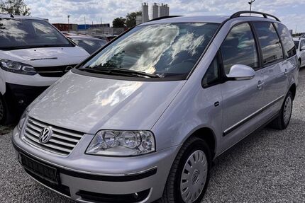 VW Sharan 200.000 km 2.800 &euro; München 81829