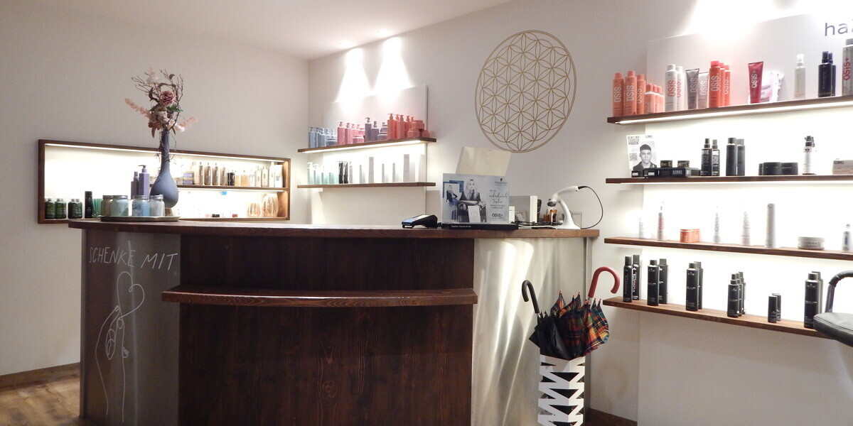 Ablösefreier, klimatisierter Friseursalon in 83395 Freilassing – voll ausgestattet, sofort bezugsfertig! - Gewerbeobjekt Freilassing Freilassing | Angebot:23021567