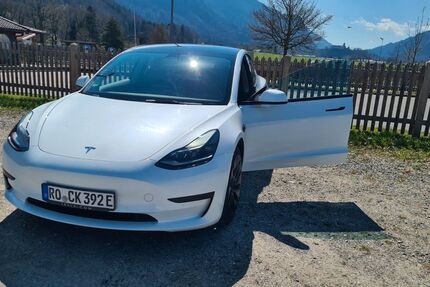 Tesla Model 3 54.500 km 26.300 &euro; Aschau i. Ch. 83229