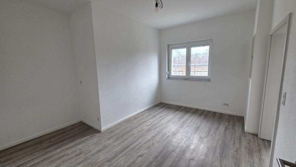 Einfamilienhaus Rathenow - 4 Zimmer, 167 m&sup2;, 1.900&euro; | Angebot:25046838