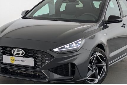 Hyundai i30 1.100 km 26.360 &euro; Düsseldorf 40599
