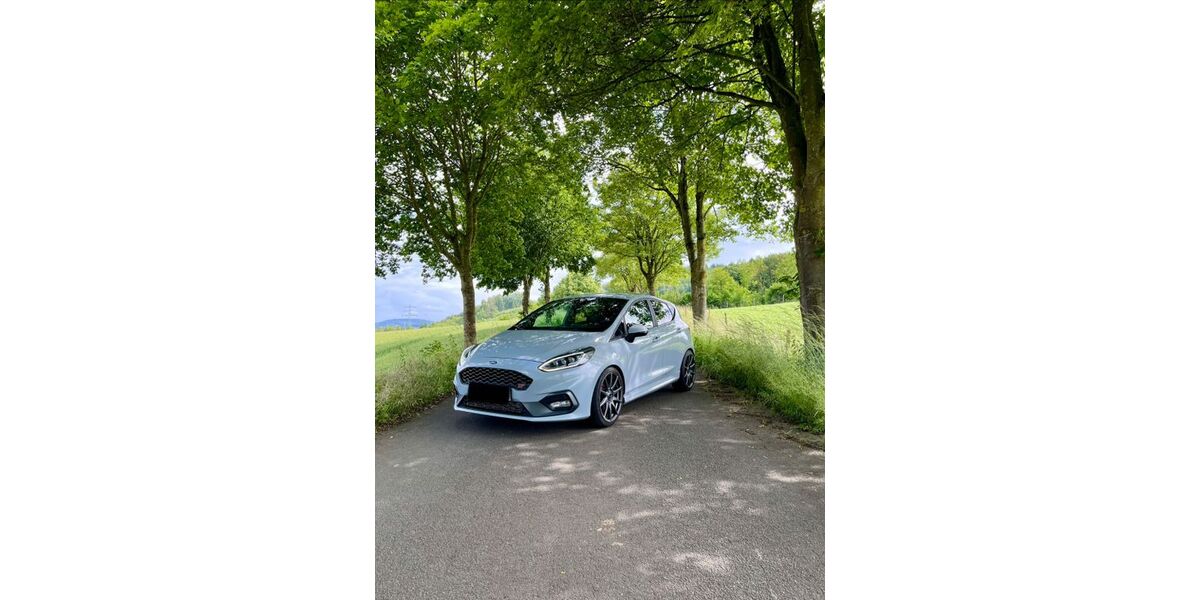 Ford Fiesta 75.000 km 17.400 &euro; Bestwig 59909
