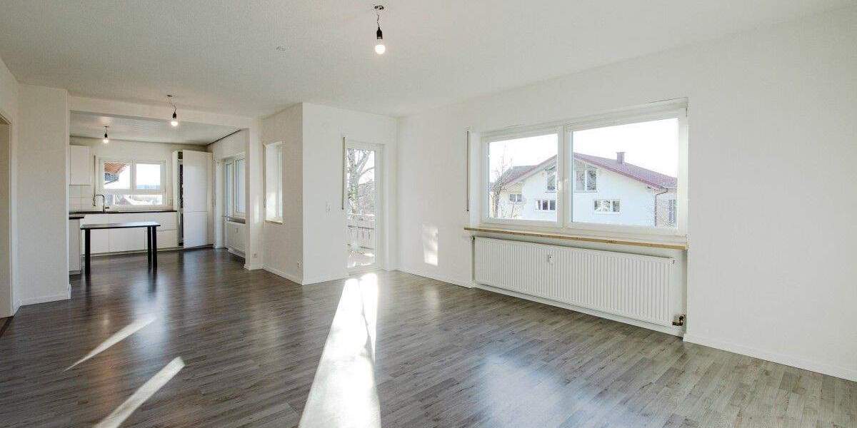 Etagenwohnung Schopfheim Gersbach - 4 Zimmer, 120 m&sup2;, 240.000&euro; | Angebot:25474032