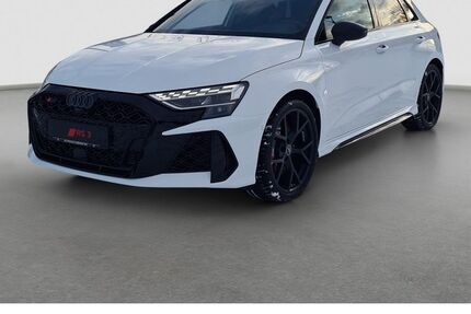 Audi RS3 4.000 km 63.450 &euro; Ebersberg bei München 85560