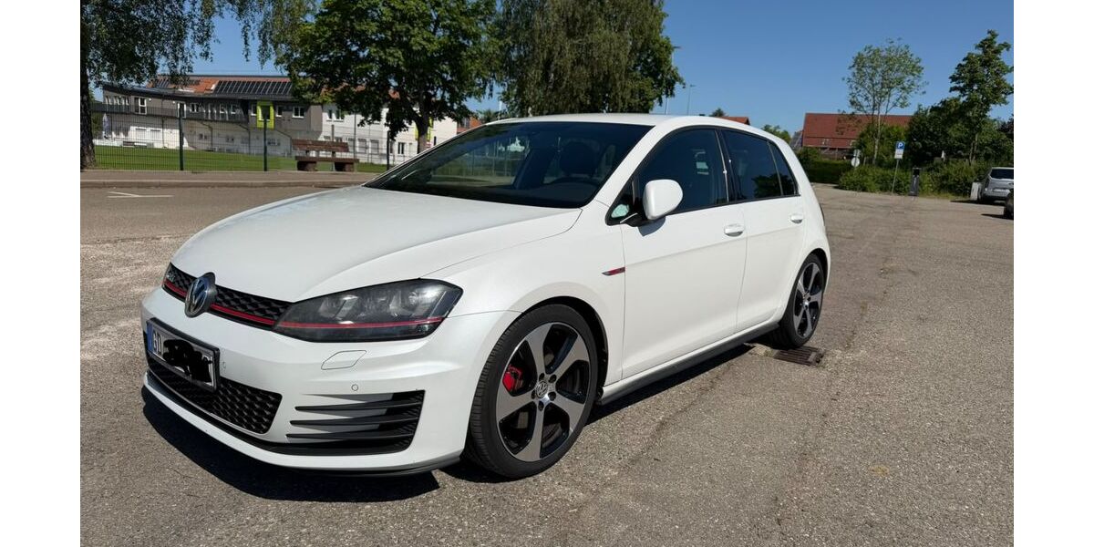 VW Golf 145.100 km 12.990 &euro; Spraitbach 73565