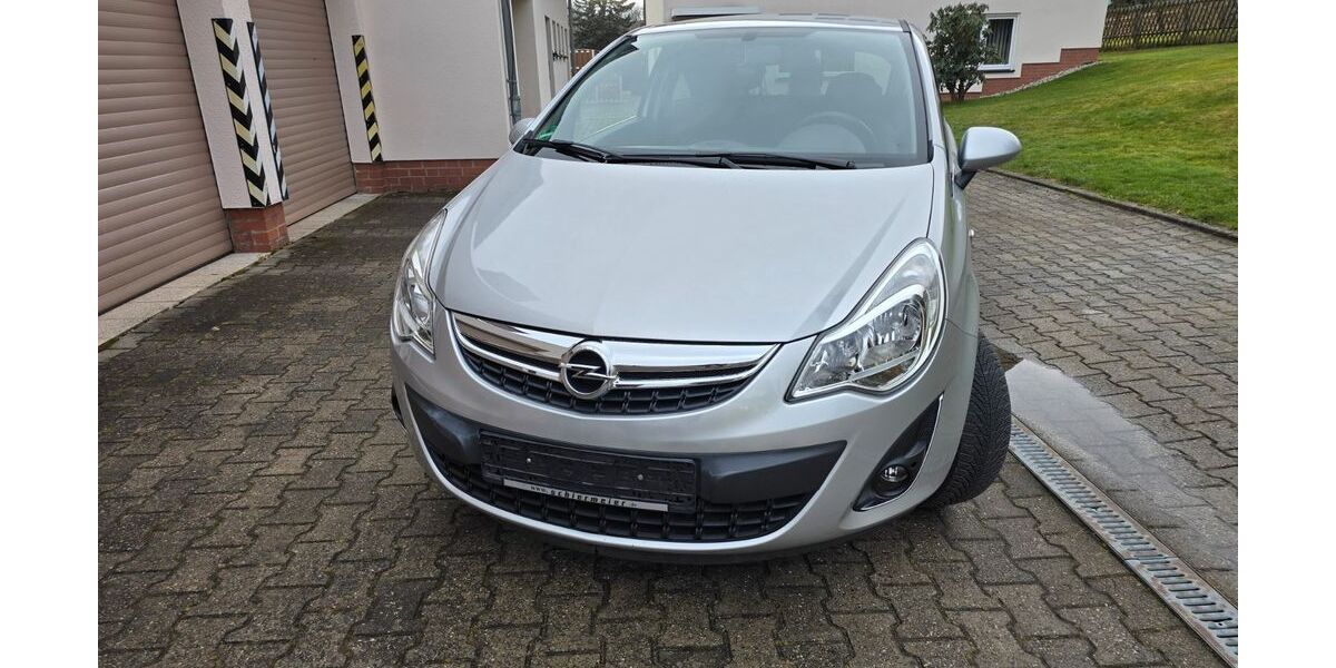 Opel Corsa 37.500 km 4.500 &euro; Gelenau 09423