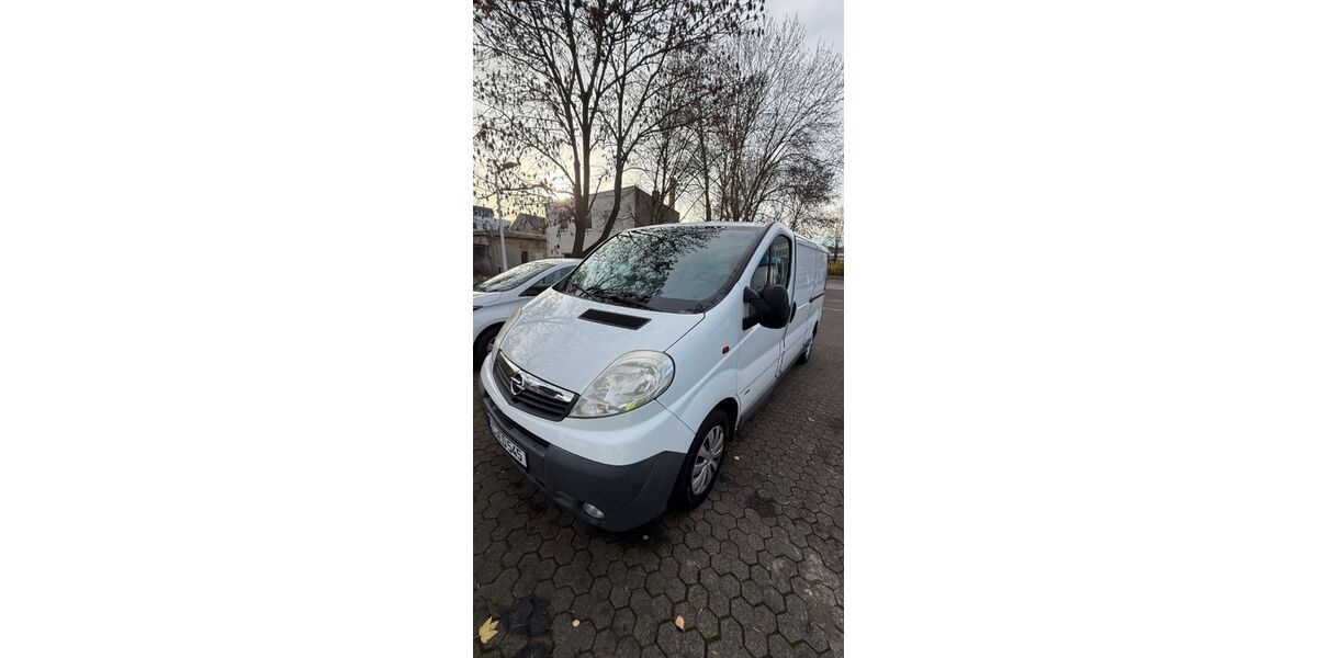 Opel Vivaro 282.000 km 6.200 &euro; Chemnitz 09123