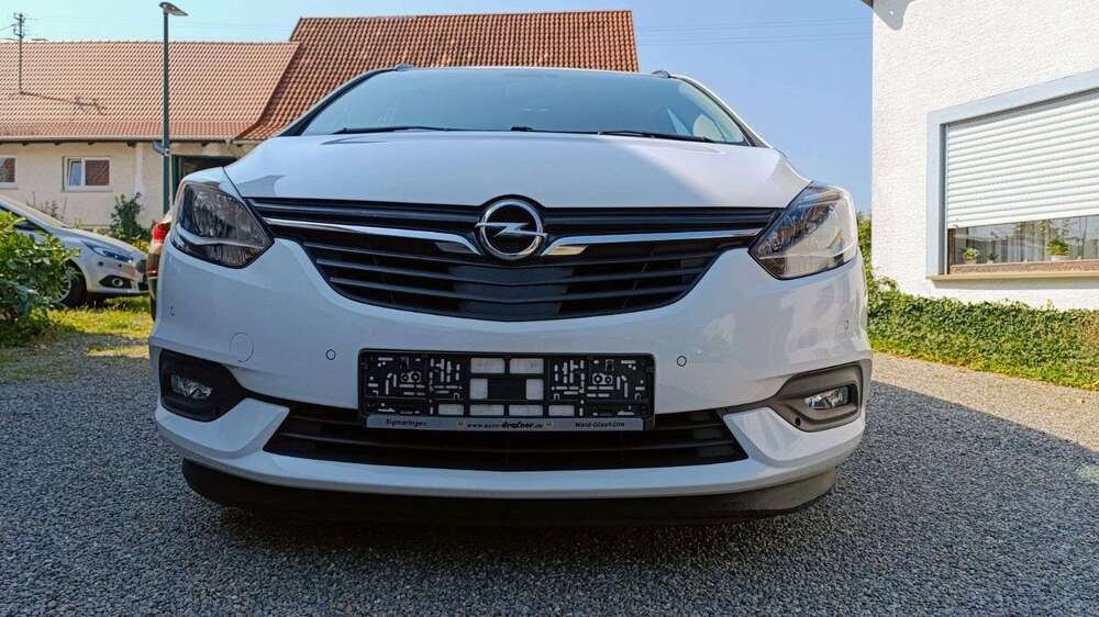Opel Zafira C Edition /Autom/Navi/AHK 118.330 km 14.985 € Wald-Glashütte 88639