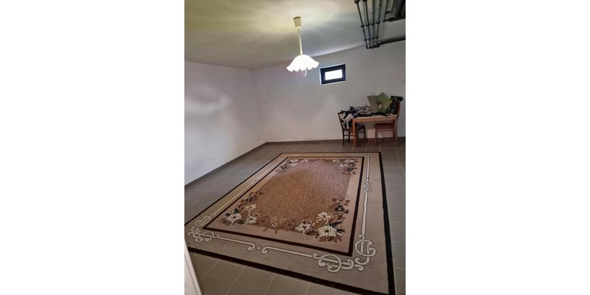 Doppelhaushälfte Wasserlosen - 2 Zimmer, 85 m&sup2;, 750&euro; | Angebot:26142215