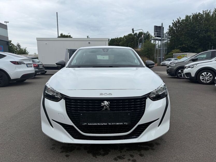 Peugeot 208 98.000 km 11.999 € Merzig 66663