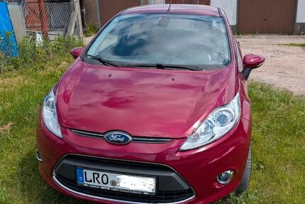 Ford Fiesta 61.000 km 5.400 &euro; Güstrow 18273