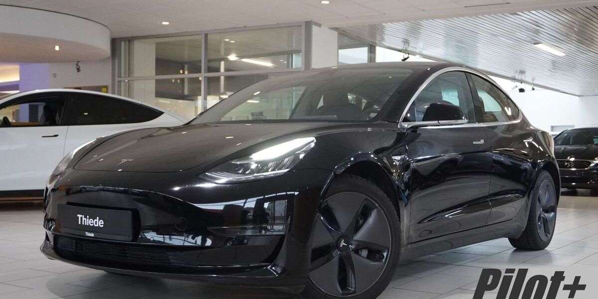 Tesla Model 3 126.300 km 19.950 &euro; Schöningen 38364