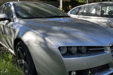 Alfa Romeo 159 242.000 km 1.990 € Berlin 14167