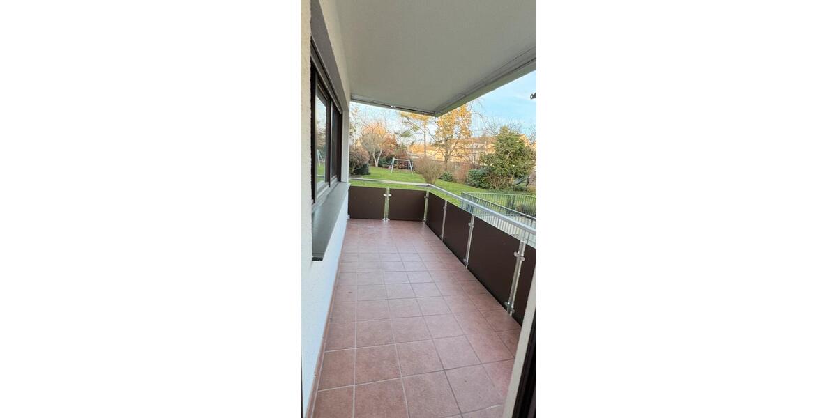 Erdgeschoßwohnung Köln Kalk - 3 Zimmer, 82 m&sup2;, 1.750&euro; | Angebot:25404176