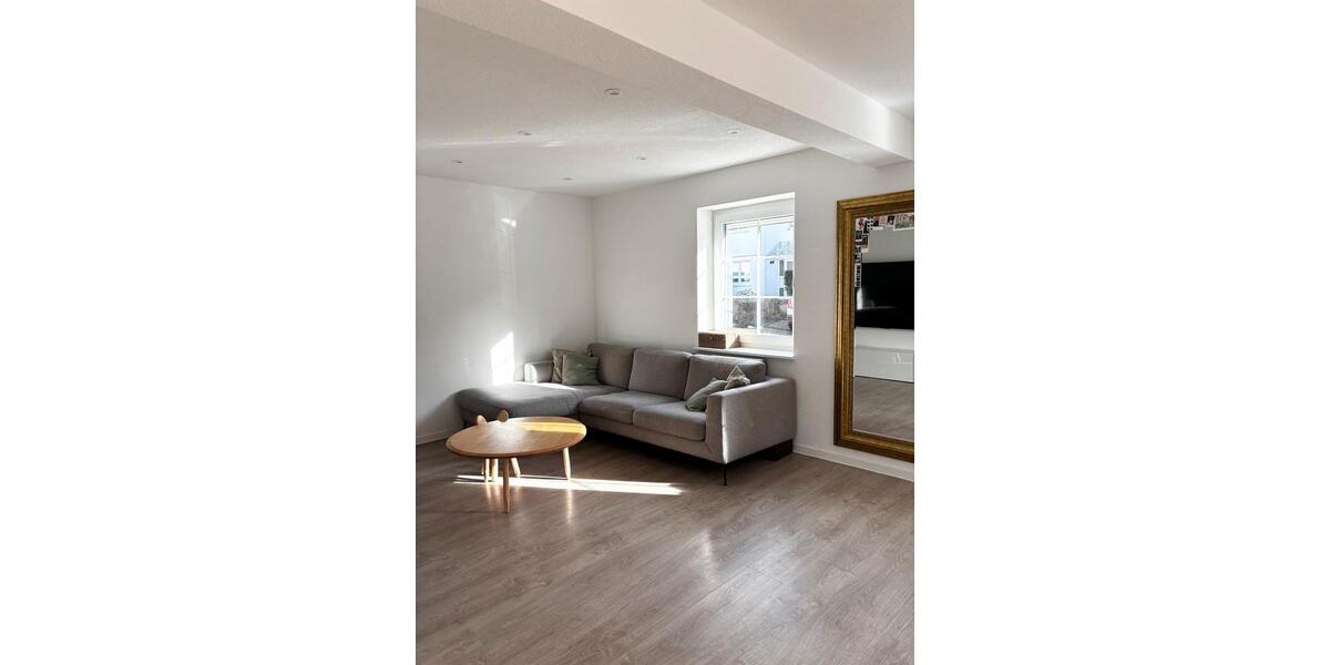 Einfamilienhaus Backnang - 3.5 Zimmer, 127 m&sup2;, 1.700&euro; | Angebot:25045034