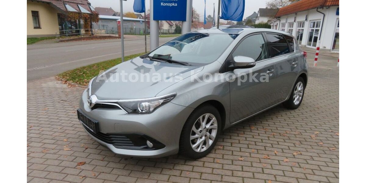 Toyota Auris 55.693 km 11.999 &euro; Zella-Mehlis 98544