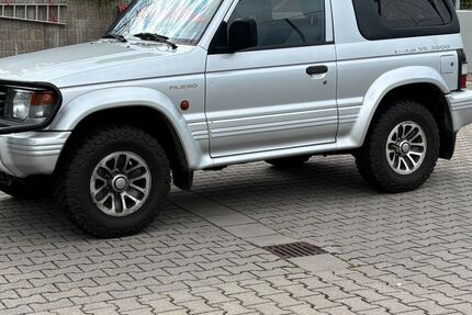 Mitsubishi Pajero 143.000 km 12.900 € Mainz 55129